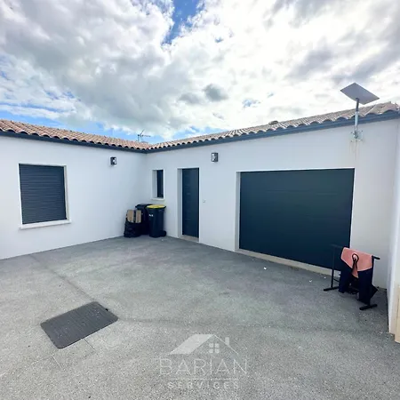 Casa de Férias Belle Maison A 10mn De La Plage Aytré